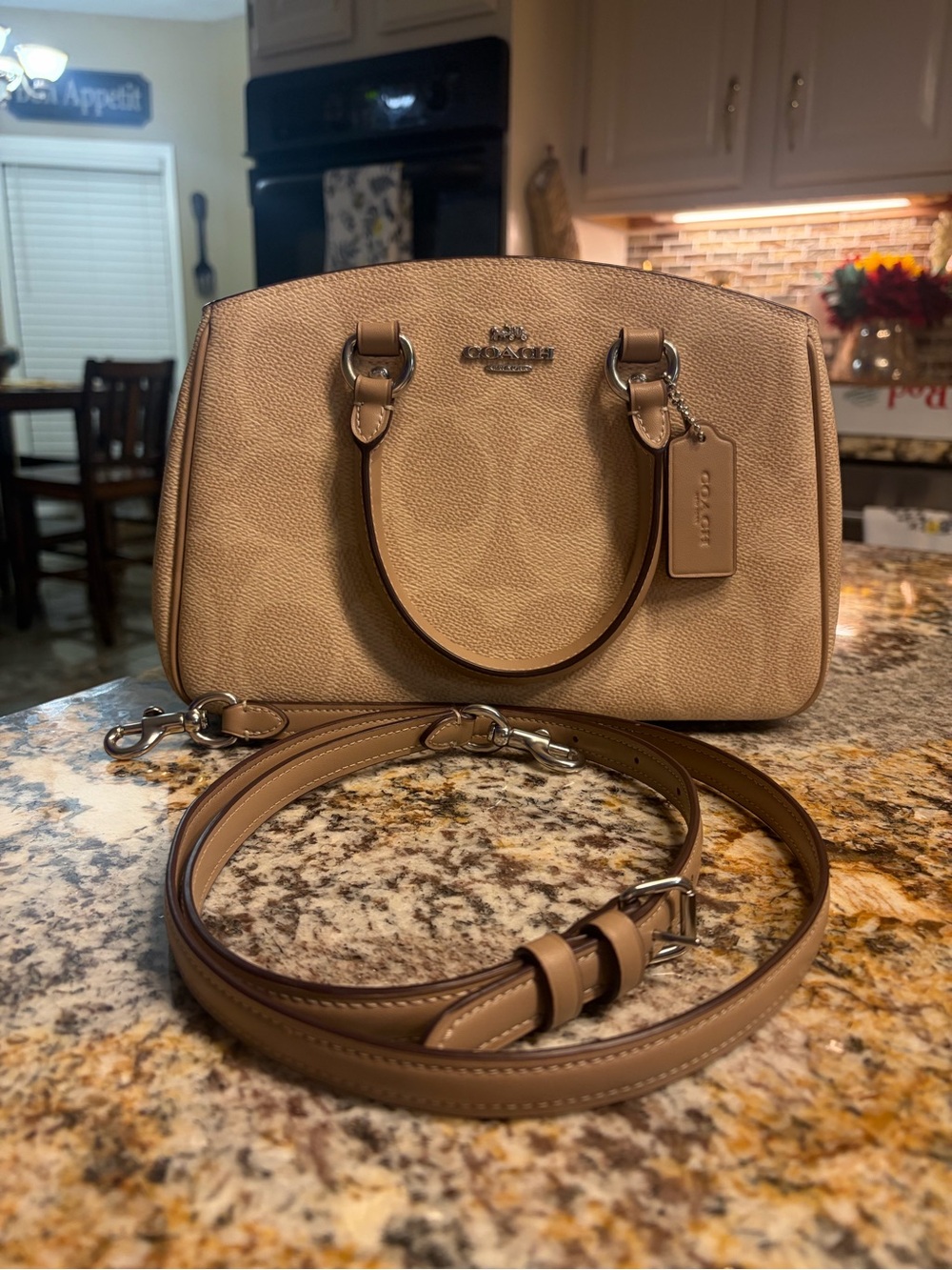 Coach Savannah small carryall
